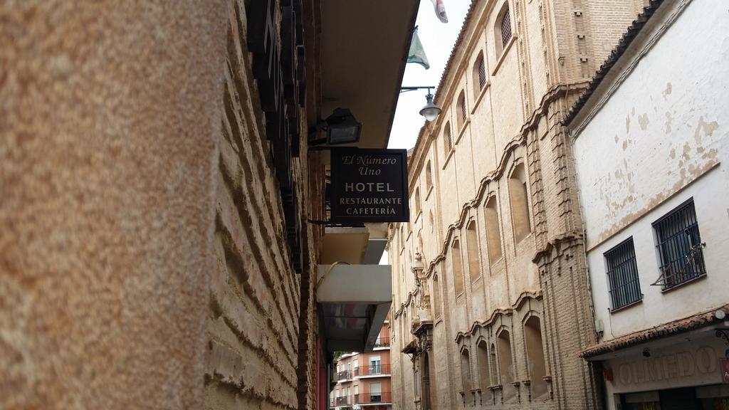 Hotel Meson El Numero Uno Antequera Esterno foto
